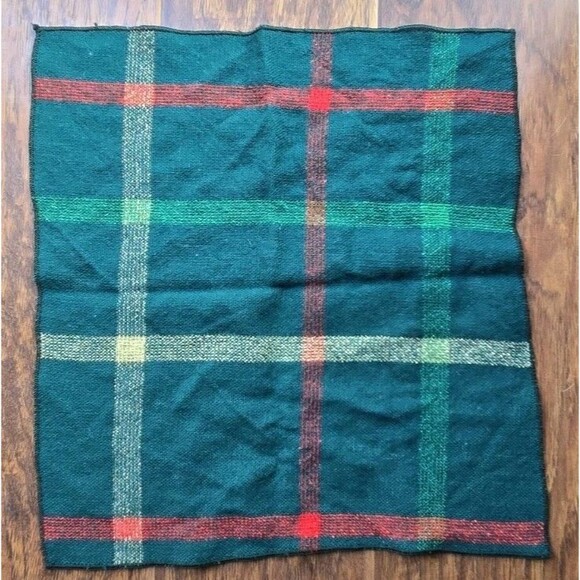10 Cloth Dinner Napkins Green Plaid Sparkly Gold Red Christmas Holiday Lot Of 10 - Picture 6 of 9